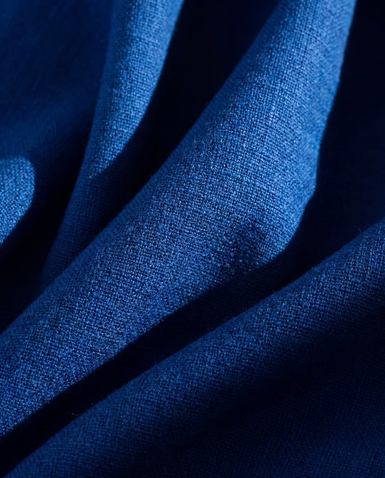 Premium fabric weave detail